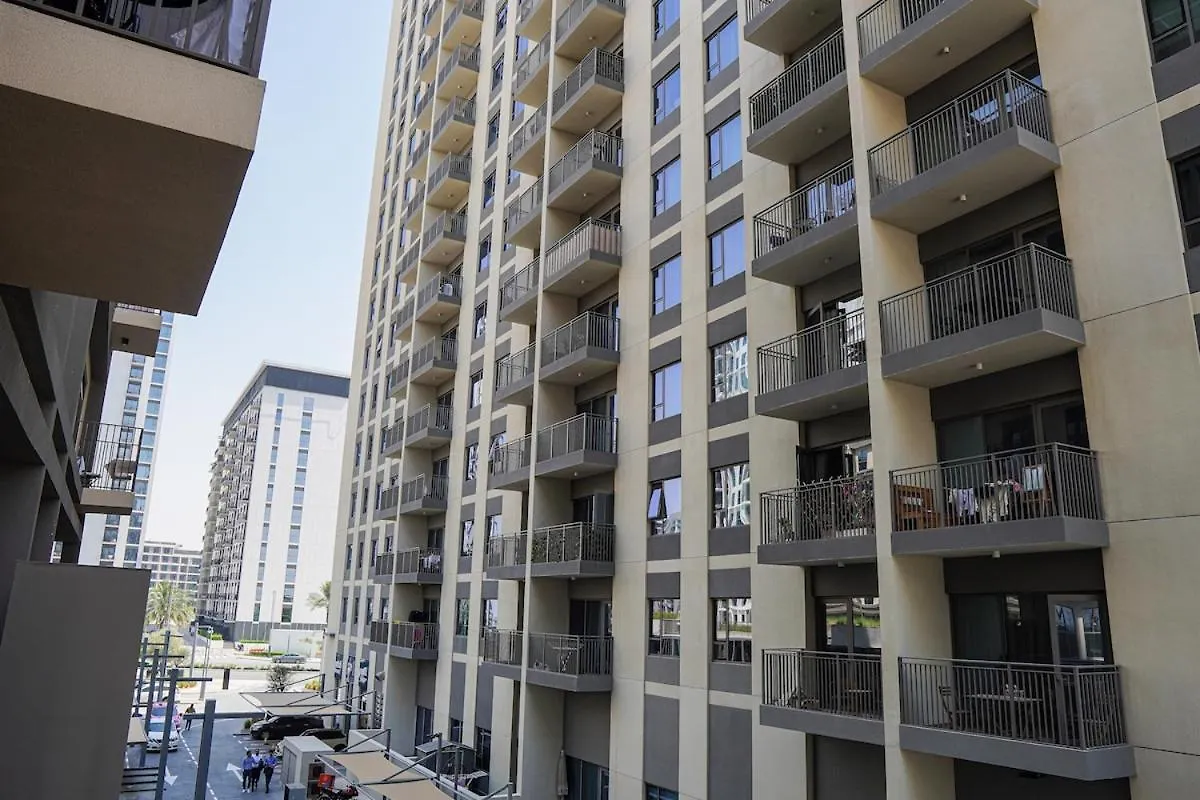 1Br Socio Dubai Hills Apartment 0*,
